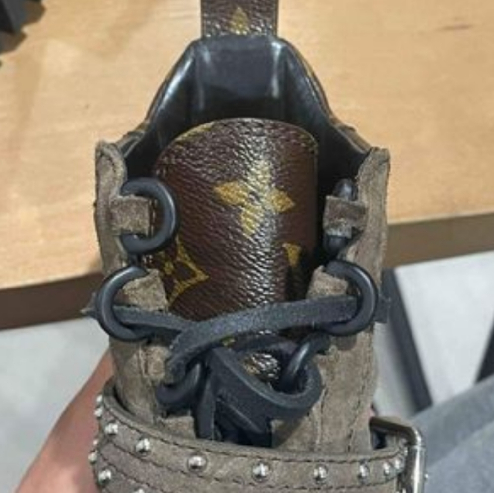 LV combat boots size 6.5W - Picture 9 of 10